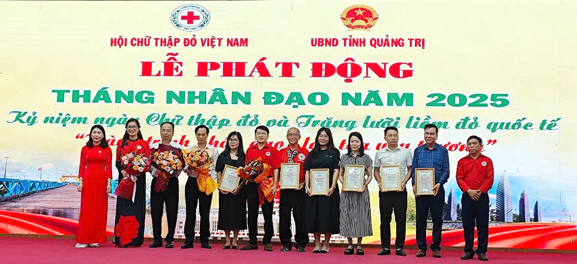 TỈNH HỘI CHỮ THẬP ĐỎ THANH HÓA TRAO GỬI YÊU THƯƠNG TỪ XỨ THANH ĐẾN ĐẤT LỬA QUẢNG TRỊ