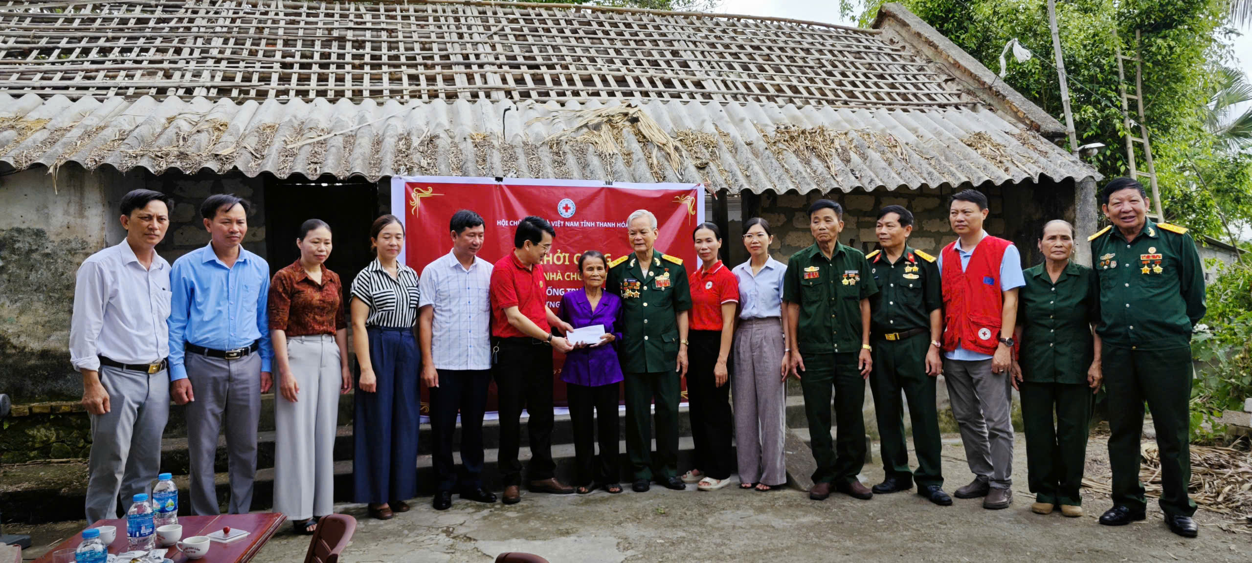 NGÔI NHÀ MỚI CHO NGƯỜI LÍNH TRƯỜNG SƠN